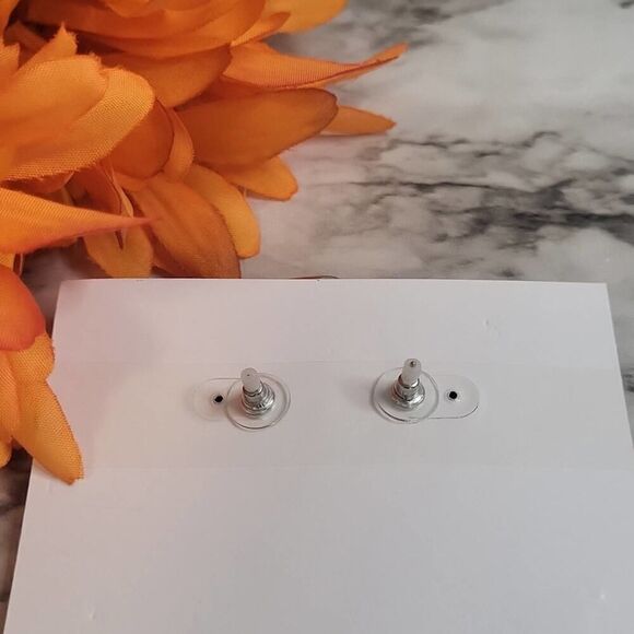 Hammered Circle Drop Earring Silver Color - Picture 6 of 8